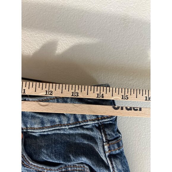 Universal Thread Shorts Vintage Midi Womens Denim size 6 / 28R Frayed Hem Mid-Ri - Picture 5 of 8